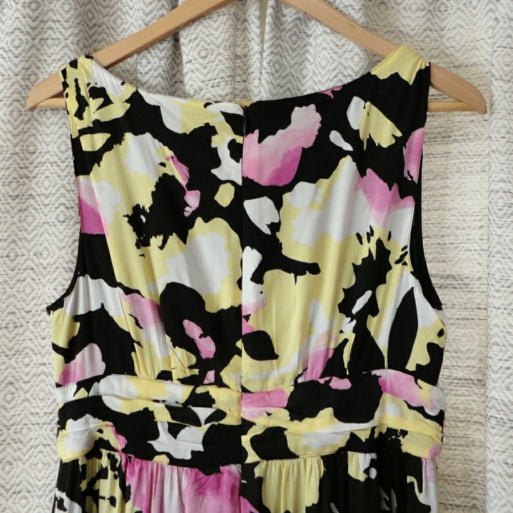 5/$25 Old Navy Floral Maxi Dress Black Size 4 - Picture 5 of 6